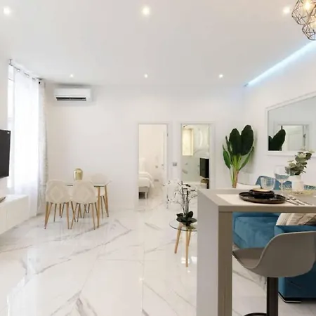 Chic & Luxury 2-bedrooms Daire Cannes
